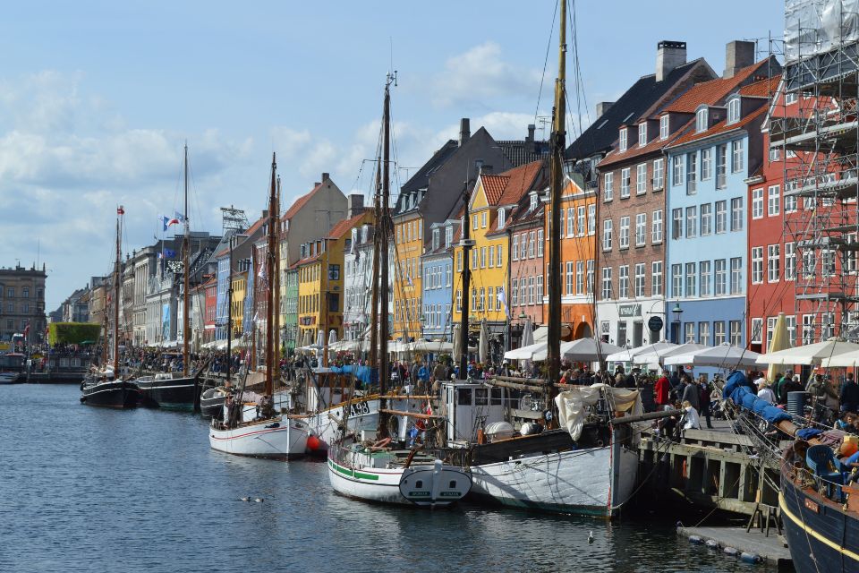 デンマーク、難民の帰国のための滞在許可を取り消す